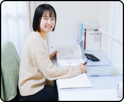 学生寮で１人暮らし
