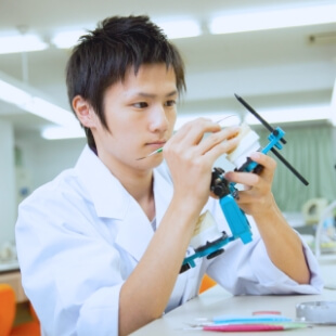 歯科技工士