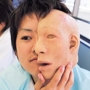 全技協認定顎顔面補綴技工士