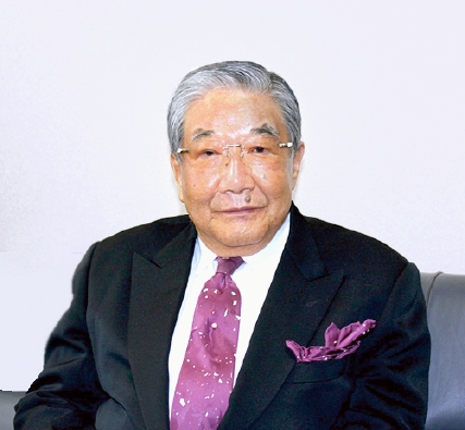学校長 医学博士　太田 宗夫