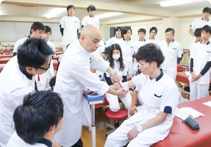 メリット１　短い時間で学校のことが分かる！
