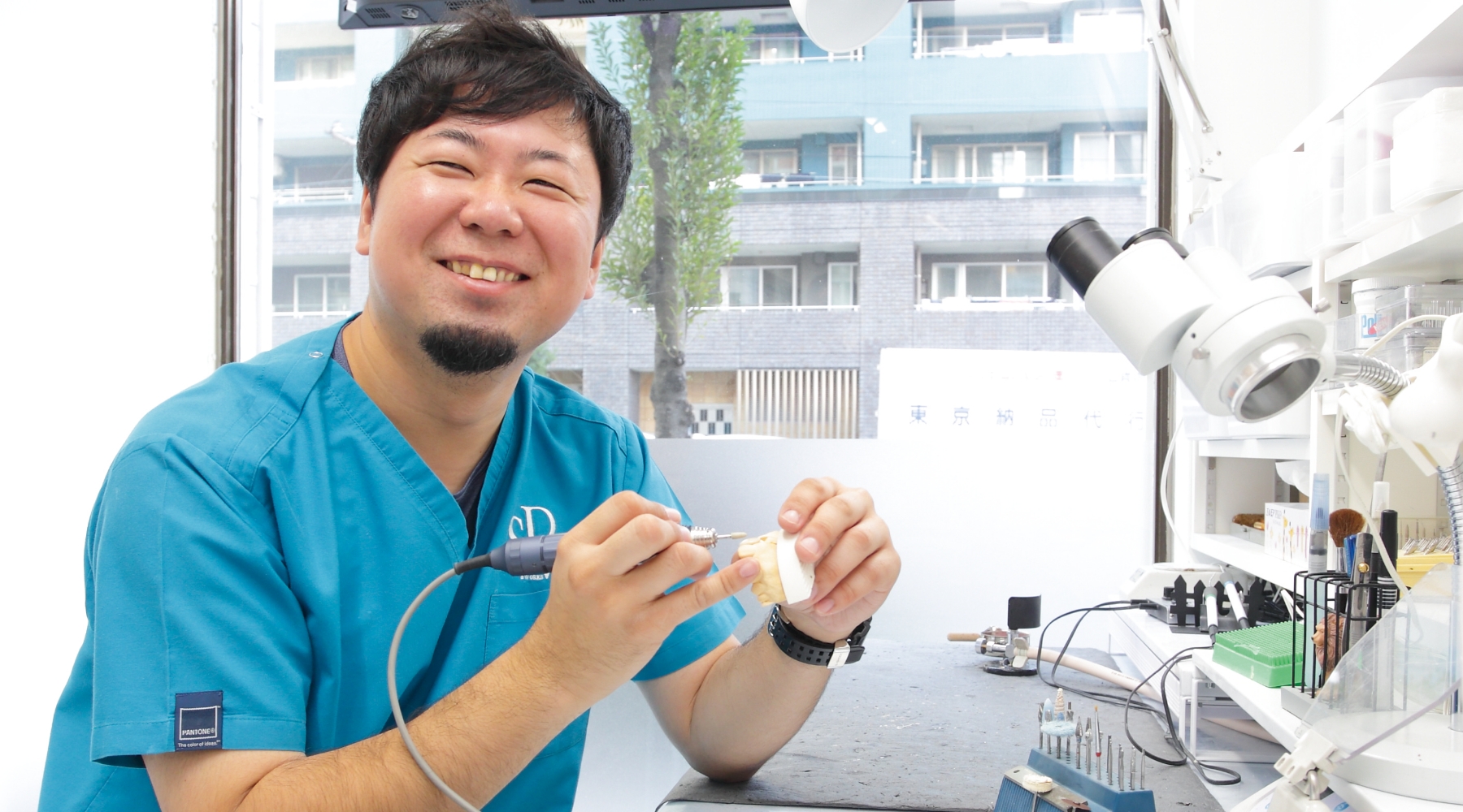 キャリアチェンジした卒業生インタビュー