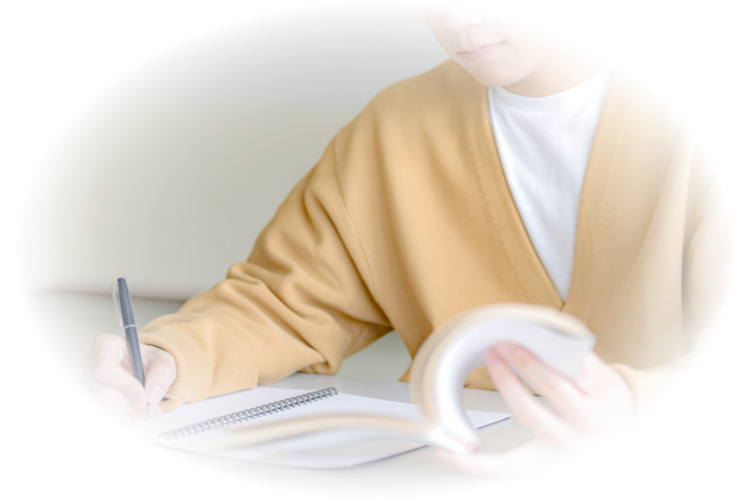 POINT 05 ー 大学進学を考えている方・現役大学生の方へ
