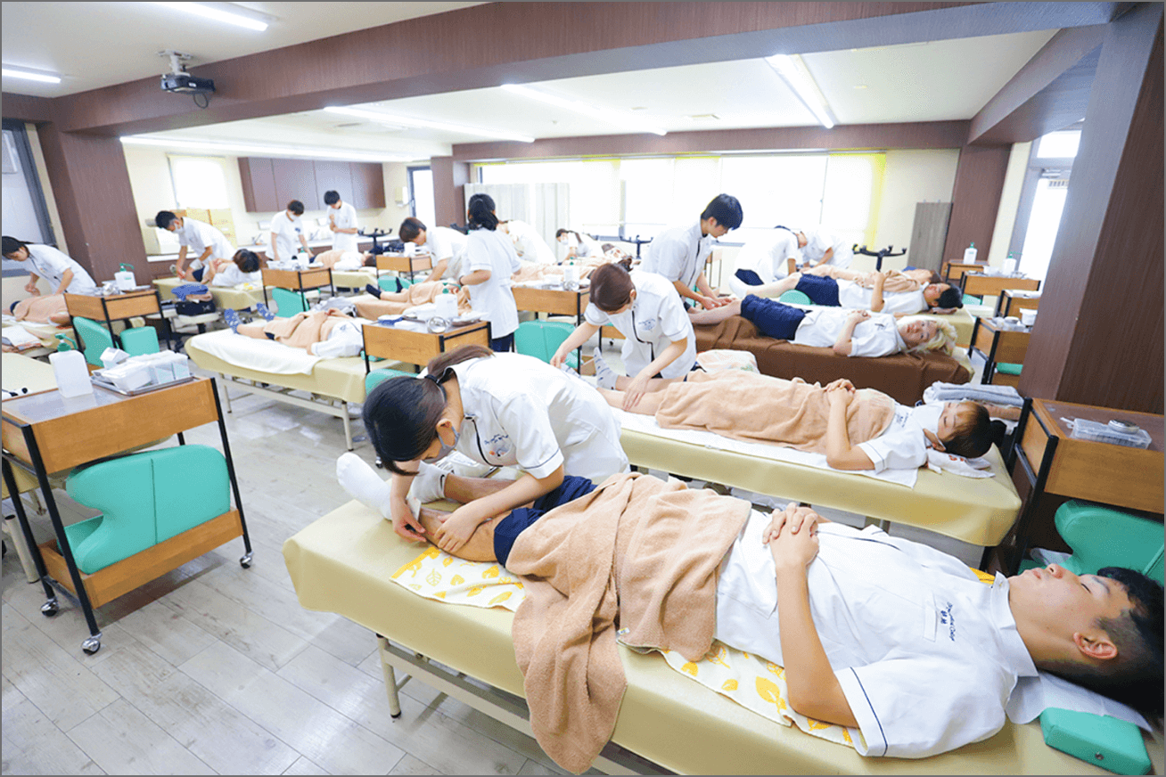 7F・6F 鍼灸師学科 実習室