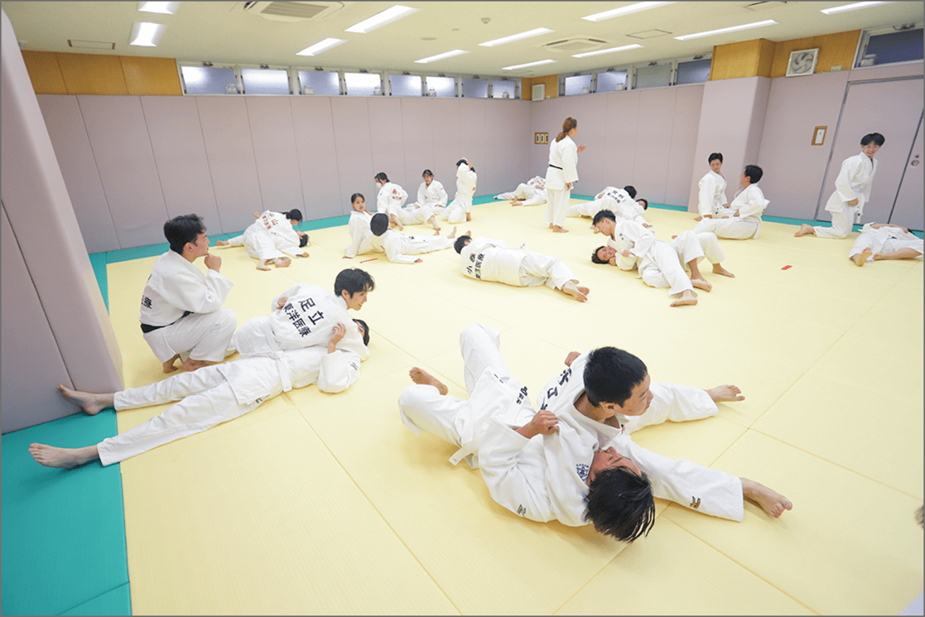 1F 柔道場