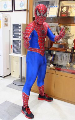 スパイダーマン