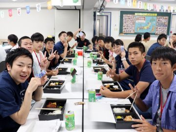 みんなで食べれば楽しい♪