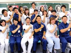 学生スタッフと一緒に楽しく体験♪