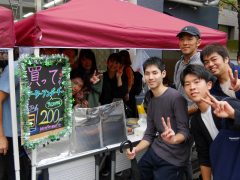 沖縄出身学生 率いるサーターアンダーギー屋さん！