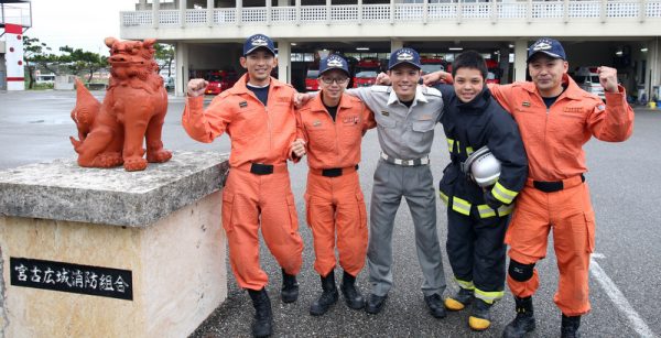 宮古島を守る本校の卒業生たち！