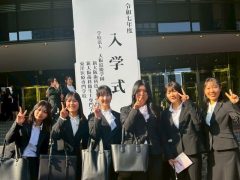 仲良し女子グループ！
