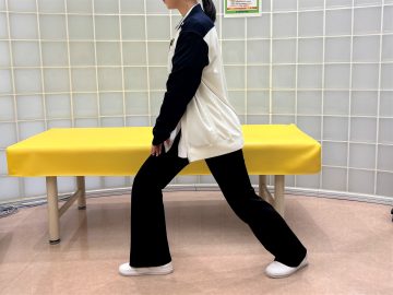 下腿三頭筋ストレッチ