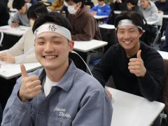 はちまきを巻いて勉強すると成績が上がるらしいですよ…！