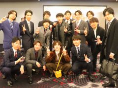 鍼灸男子‼この中の2人は先生🏫