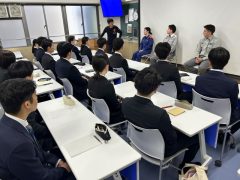 卒業生は野村先生の教え子✨