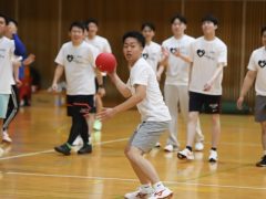 いけ剛速球！