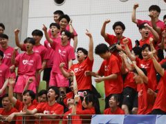 ファインプレーに大歓声！