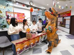 笑顔の事務局メンバー！！ 