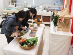 鍼を1本1本丁寧に供養します！！