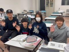 助けあって勉強してます！