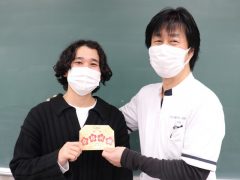 3年間お世話になった倉田先生と2ショット