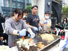 鉄板で本格的な焼きそばはいかがですか？