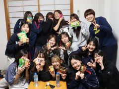 今からみんなでお菓子パーティー♪