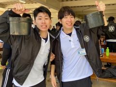 お米も自分たちで炊きます