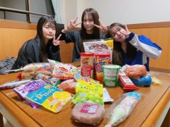 みんなで仲良くお菓子パーティー♪