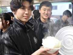 ご飯はもちろん大盛りで