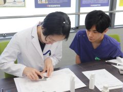 先輩と一緒に体験授業！