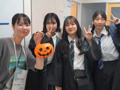 大好きな先生との仲良しショット！