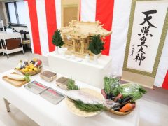 お供え物までしっかり！