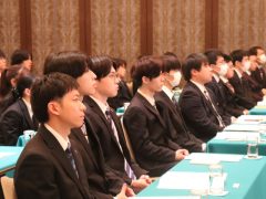 1・2年生も先輩の発表を真剣に聞いていました！