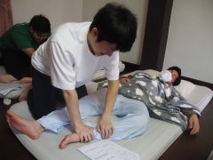 本場のマッサージを体験！